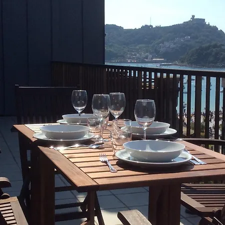 Alderdi Eder * San Sebastián