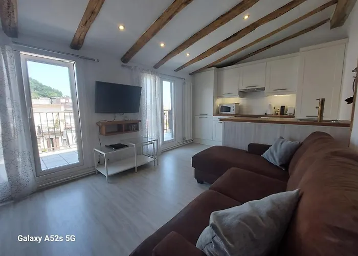 アパート Alderdi Eder