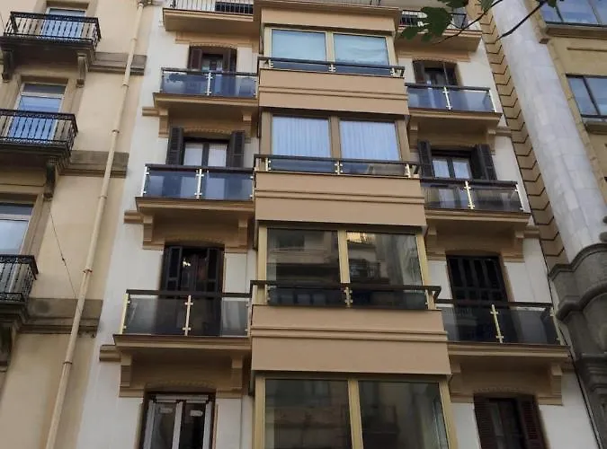 Alderdi Eder * Сан-Себастьян